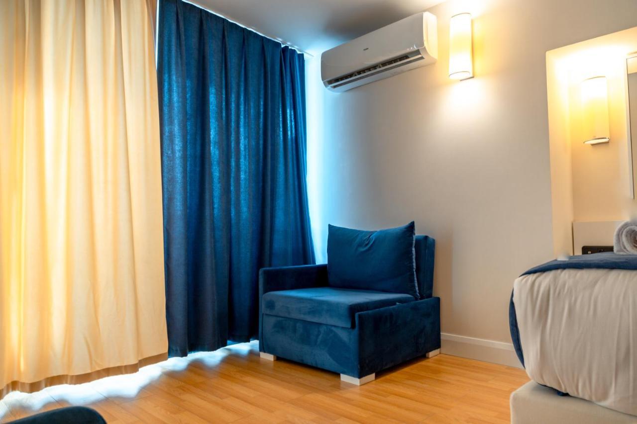 Orbi City - Aparthotel Near The Beach Batumi Exteriör bild